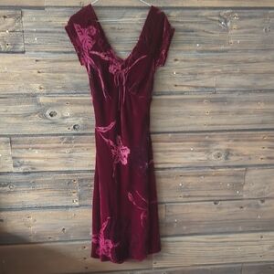 Betsey Johnson Burgundy Velvet Floral Midi Dress with V-Neck Tie